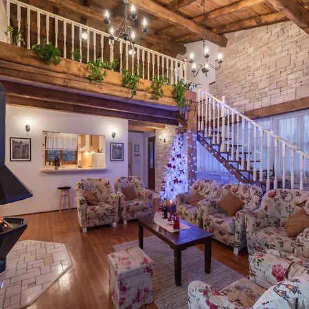 Villa Tranquil Retreat In Istria Pazin